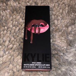 Twenty matte lip kit - Kylie Jenner